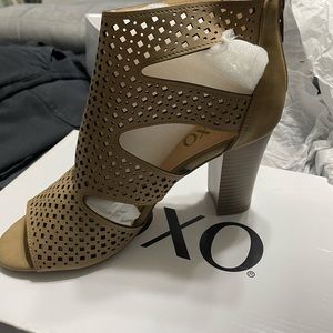 XOXO open booties